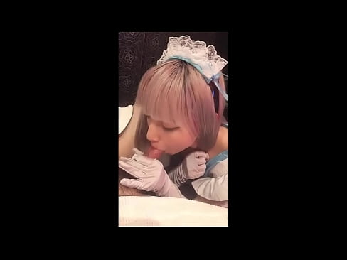 ❤️ 日本偶像[mayuka]，法国女仆装，第一部分，口交和用乳液打飞机 Porno❌️❤
